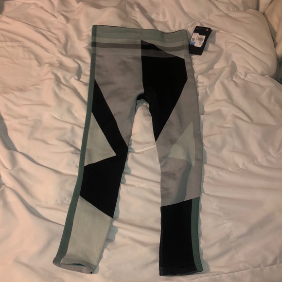Nike Leggings/ training pants - Picture 3 of 6